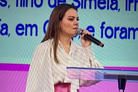 Ana Paula Valadão é boicotada: transmissão de sua pregação é cortada em evento da Lagoinha